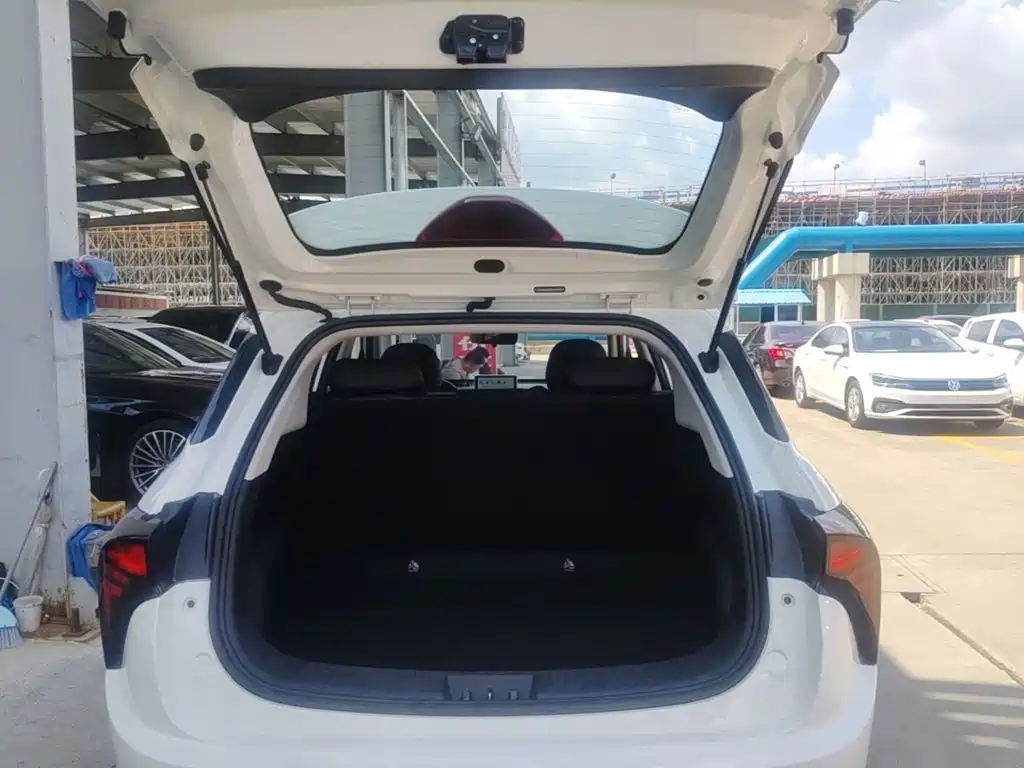 Nezha Auto Nezha V 2023 2022 Trend 300 Lite LFP