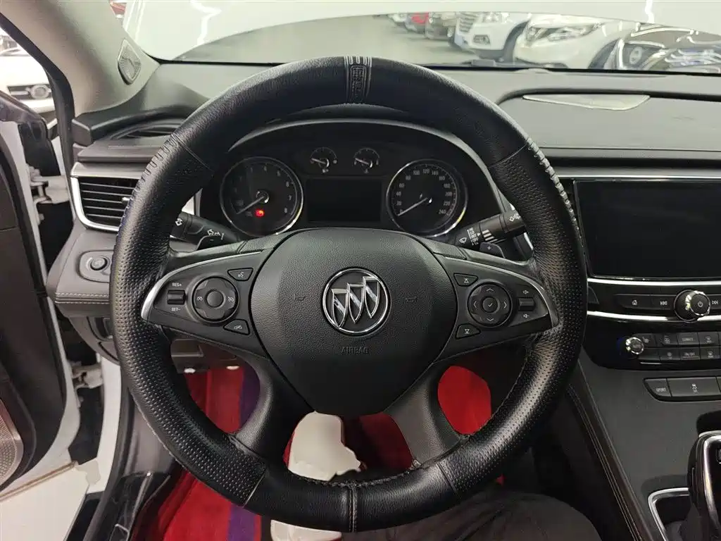 Buick LaCrosse 2019 28T Luxury Edition фото 11