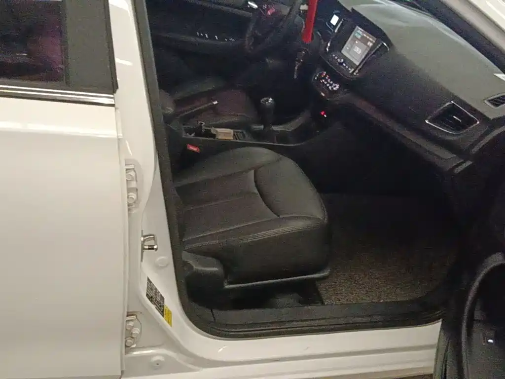 Roewe 360 2016 2015 1.5L Manual Luxury