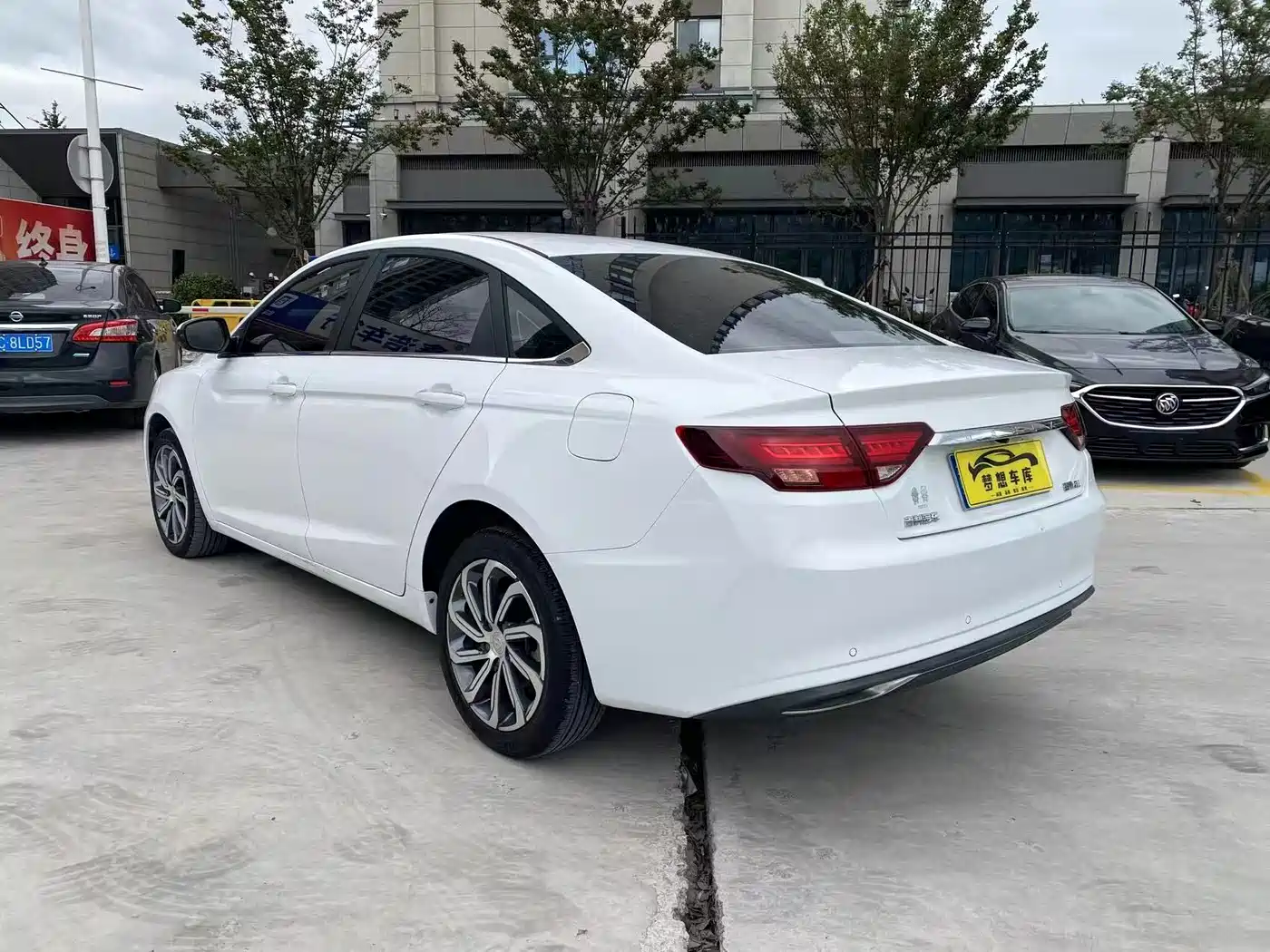 Geely Emgrand GL 2021 2021 UP 1.4T CVT Executive