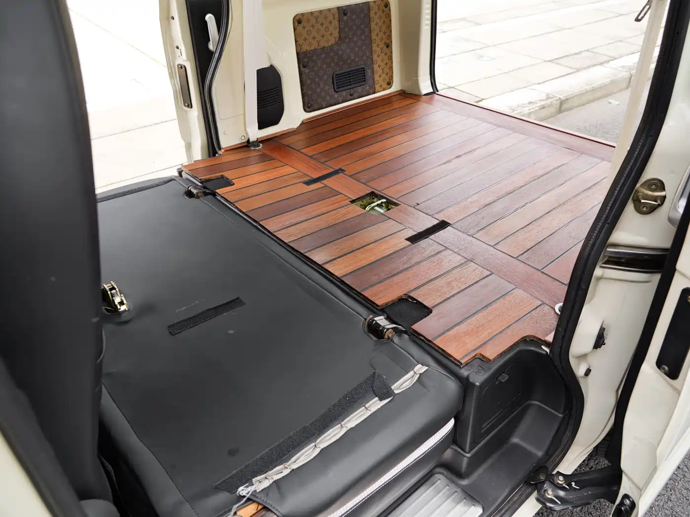 Karry Yousheng 2011 2010 1.1L Luxury