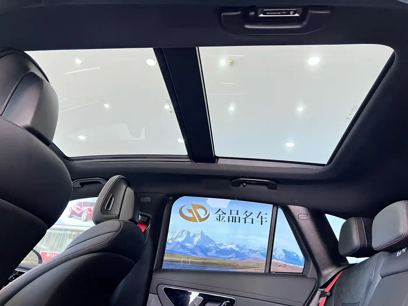 Mercedes-Benz GLC AMG 2024 AMG GLC 43 4MATIC фото 12