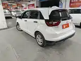 Фото 10 - Honda Fit