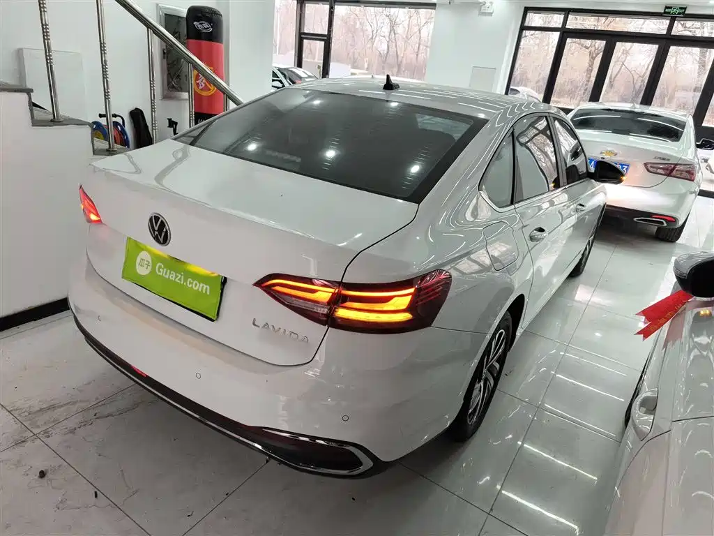 Volkswagen Lavida 2023 280TSI DSG Comfort Edition фото 6