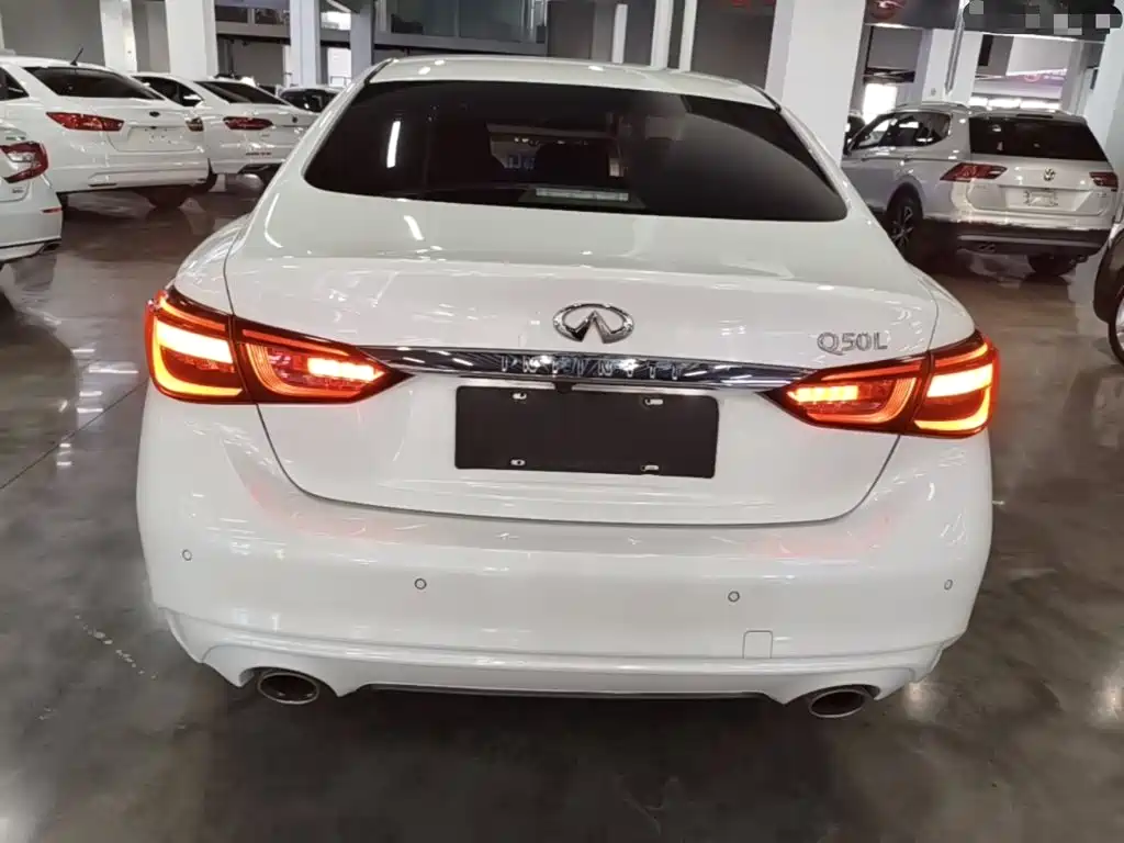 Infiniti Q50L 2021 2018 2.0T Comfort (China VI)