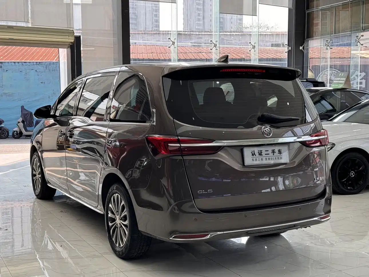 BUICK GL8