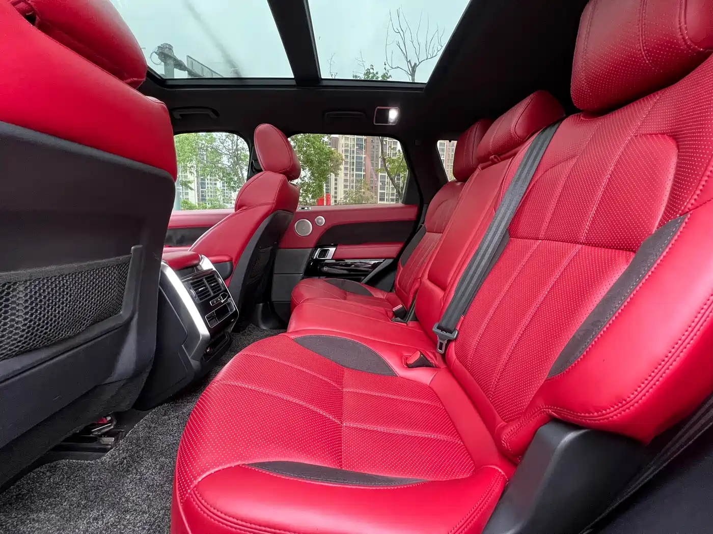 Land Rover Range Rover Sport фото 6