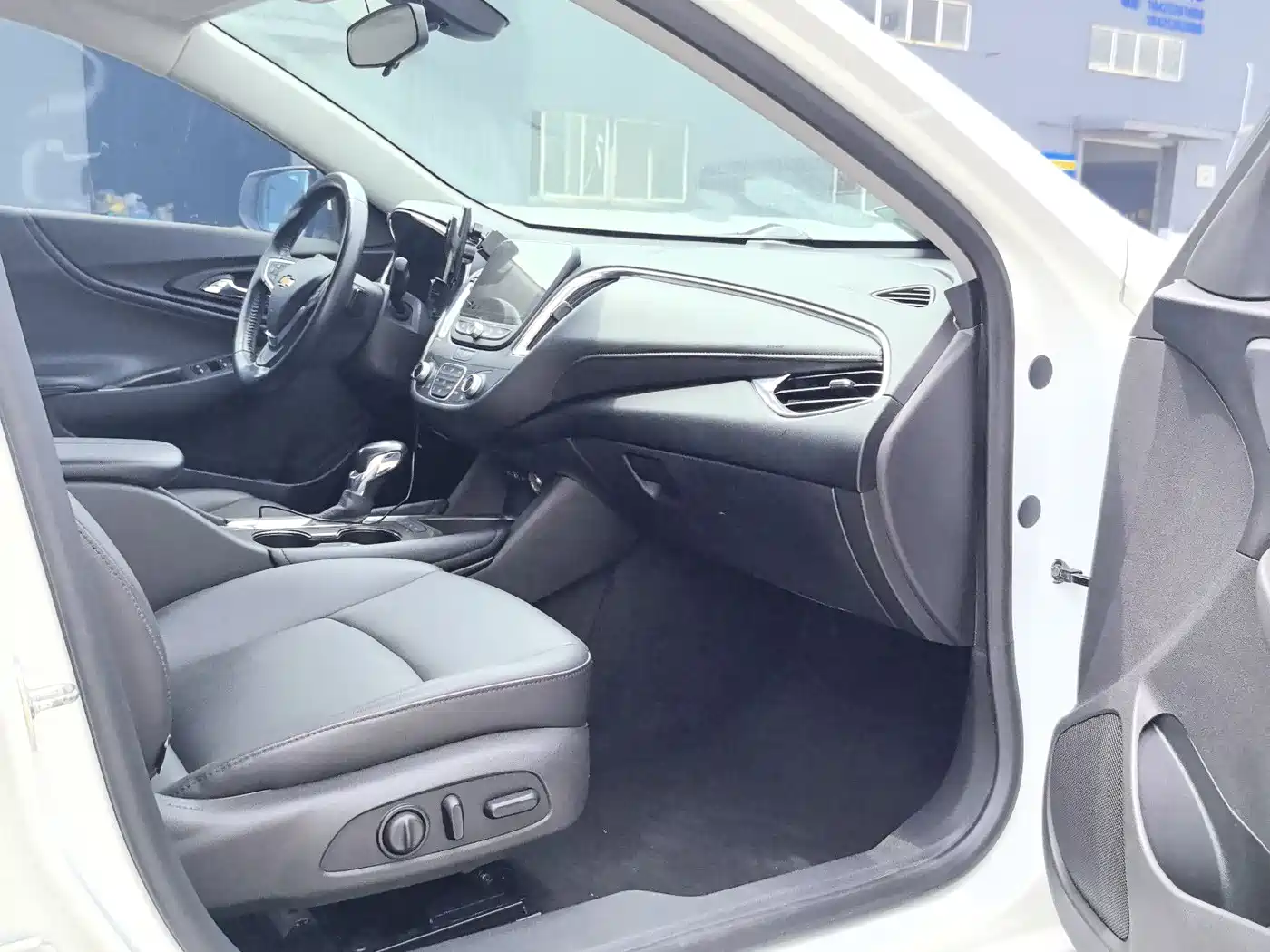 Chevrolet Malibu XL 2022 535T Auto Sharp Dynamic Edition фото 15