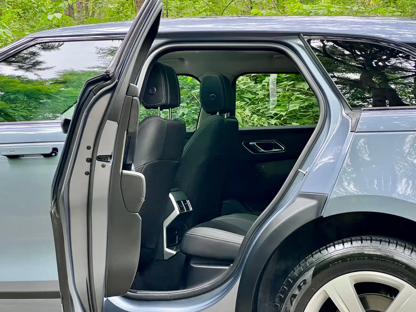 Фото 22 - Land Rover Range Rover Velar