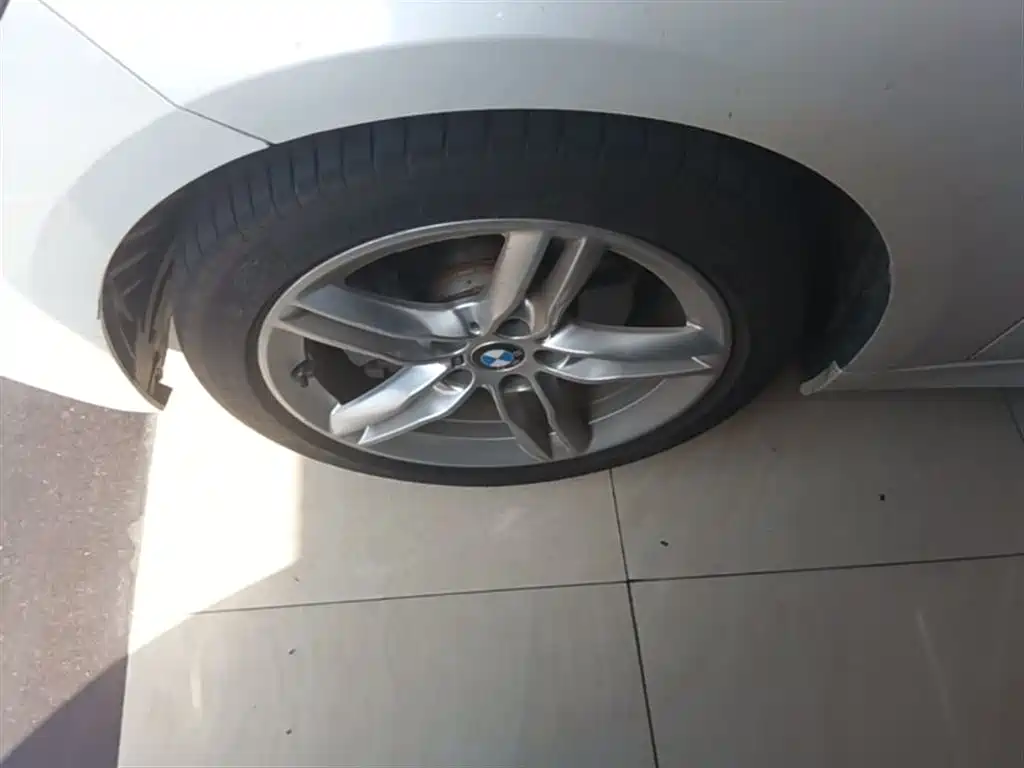 BMW 1 Series 2019 118i M Sport Package фото 23