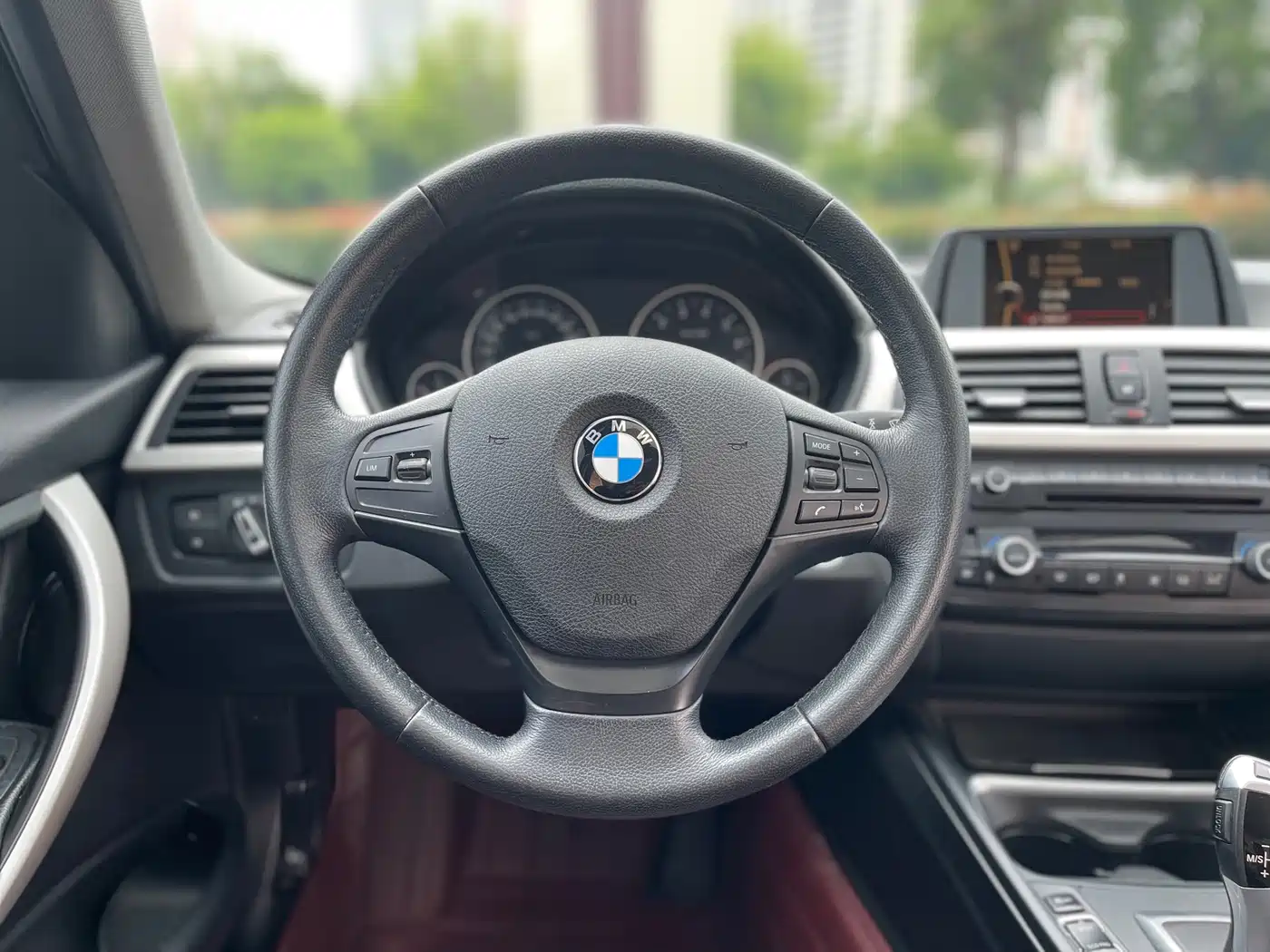 BMW 3 Series 2014 320Li Fashion фото 4