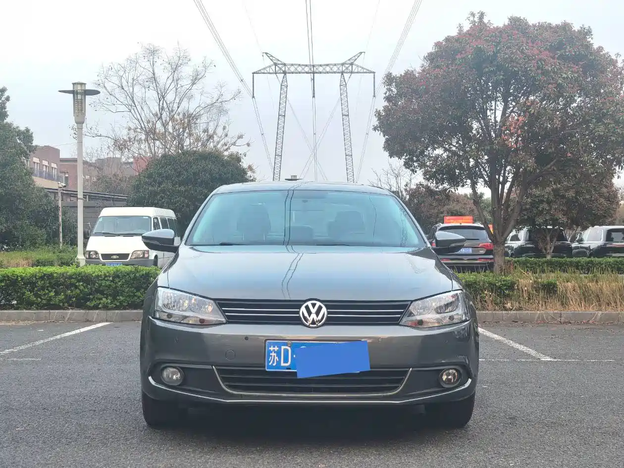Volkswagen Sagitar 2014 1.4TSI Manual Luxury фото 2
