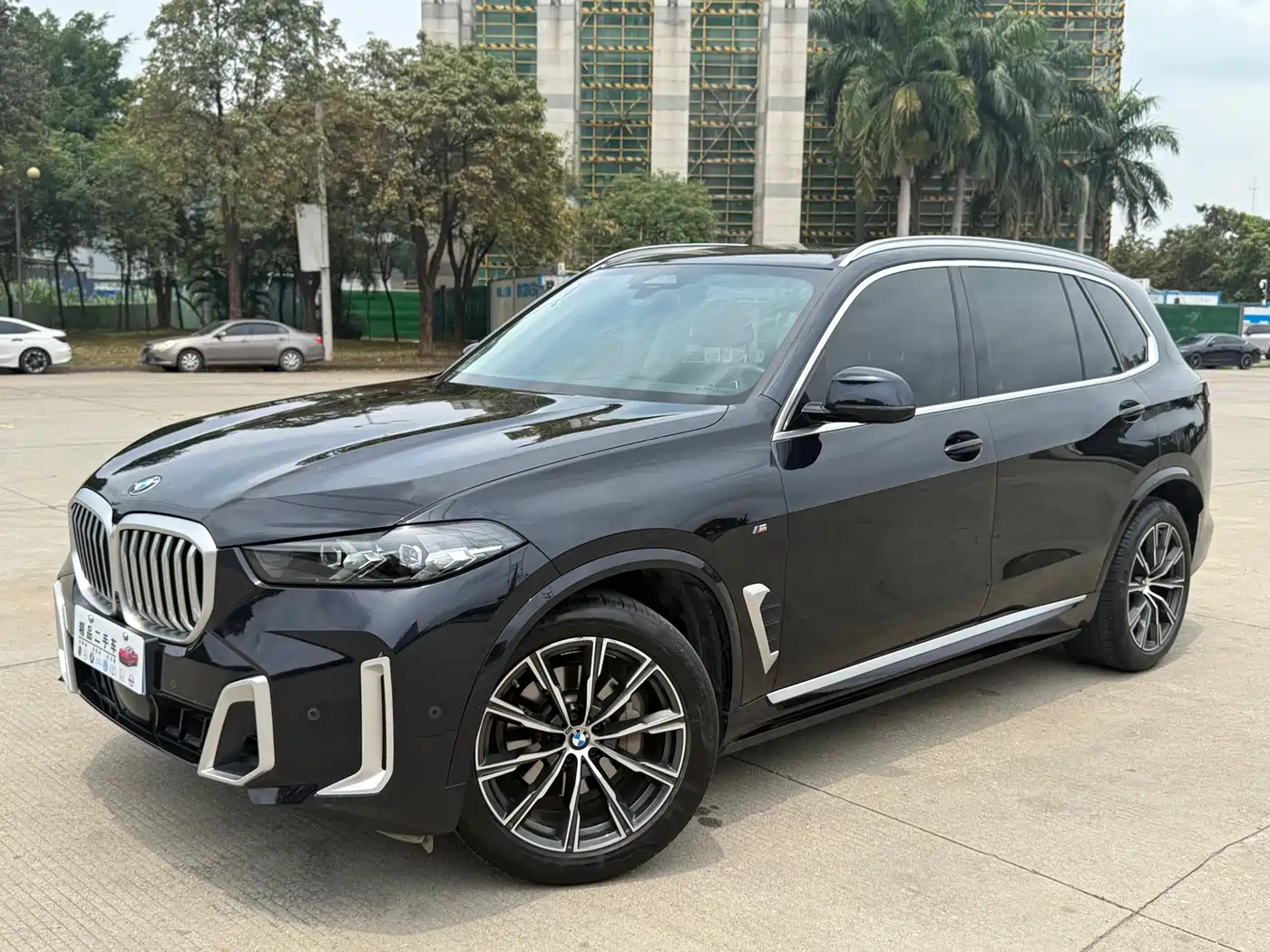 BMW X5 2023 xDrive 30Li M Sport Package фото 22