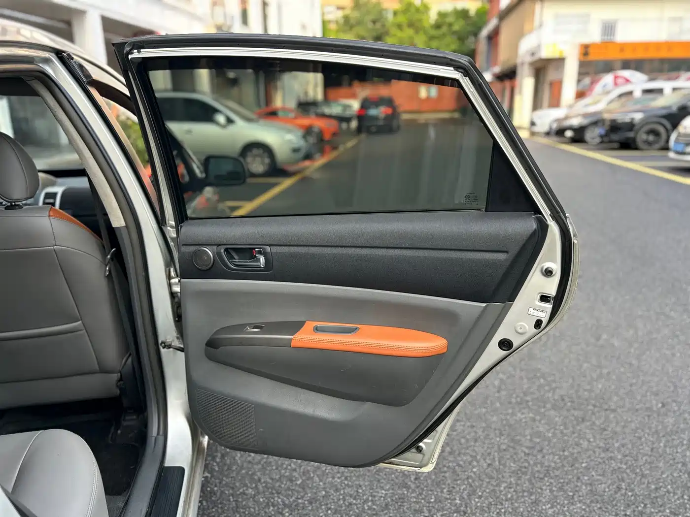Toyota Prius 2007 2006 1.5L Leather Navigation Edition