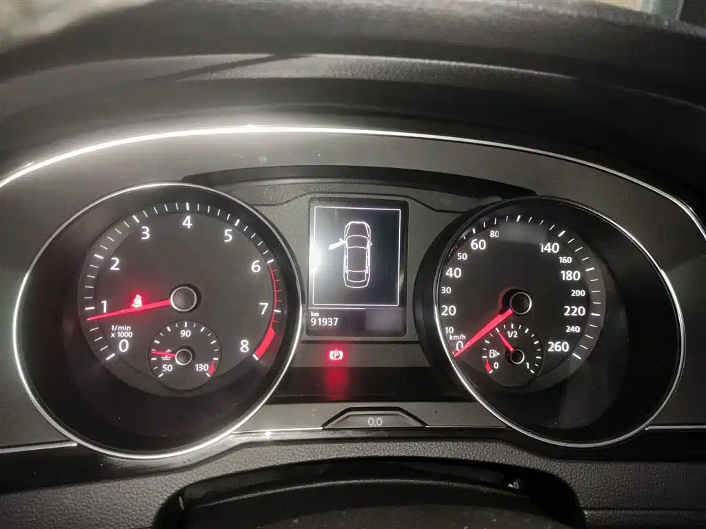 Volkswagen Magotan 2018 330TSI DSG Luxury фото 4