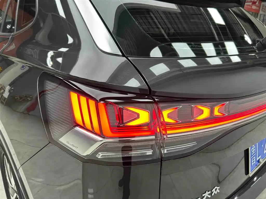 Volkswagen Tayron 2023 280TSI 2WD Luxury Plus Advanced Edition фото 19