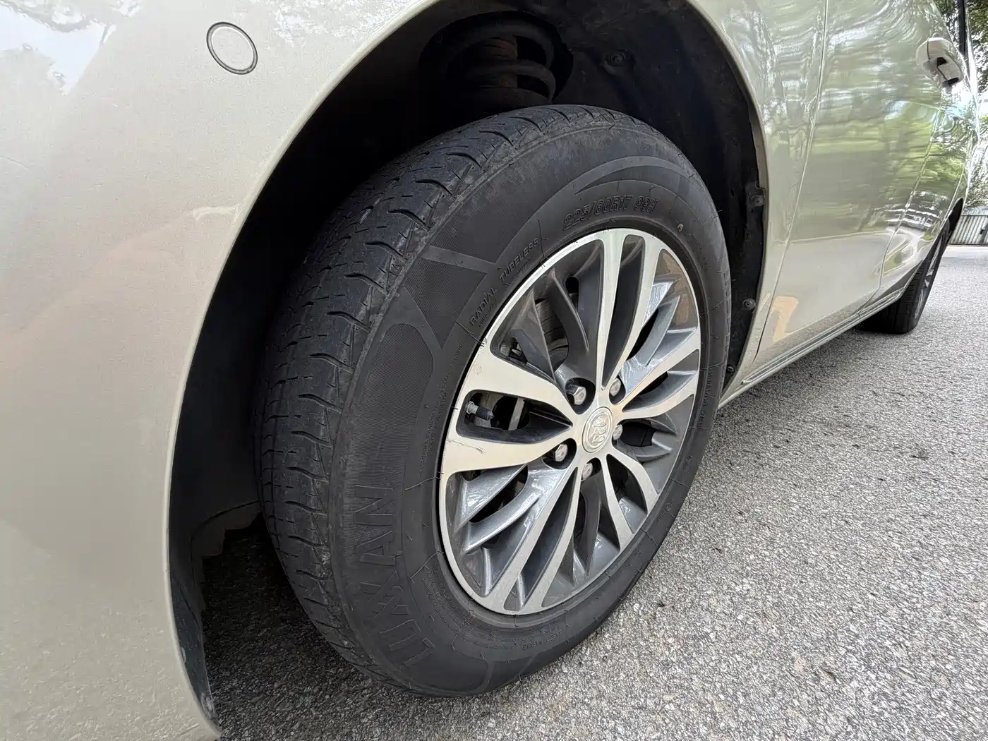 Фото 12 - Buick GL8