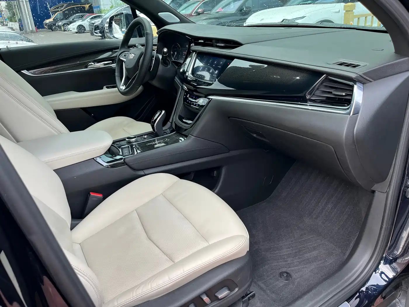 Cadillac XT6 2020 Facelift 28T 6-Seater 4WD Leading Sport Edition фото 29
