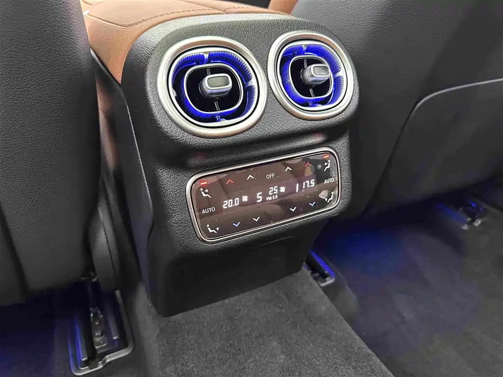 Mercedes-Benz GLC 2026 2026 GLC 260 L 4MATIC Luxury Edition