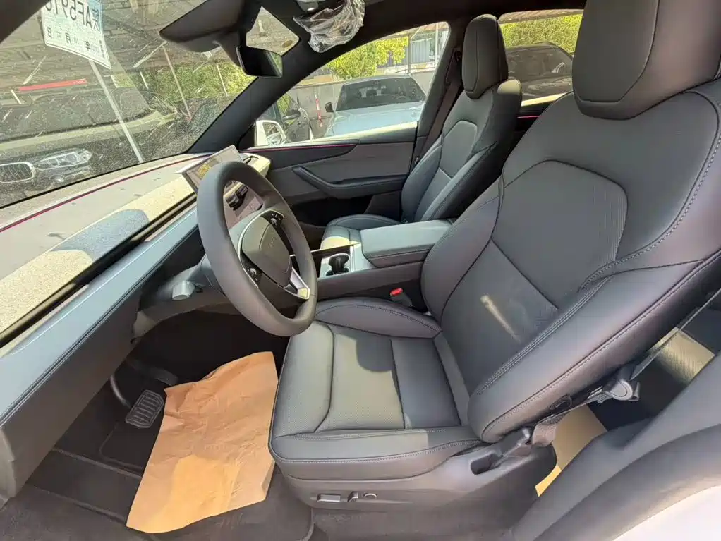 Tesla Model Y 2026 2026 Rear-Wheel Drive