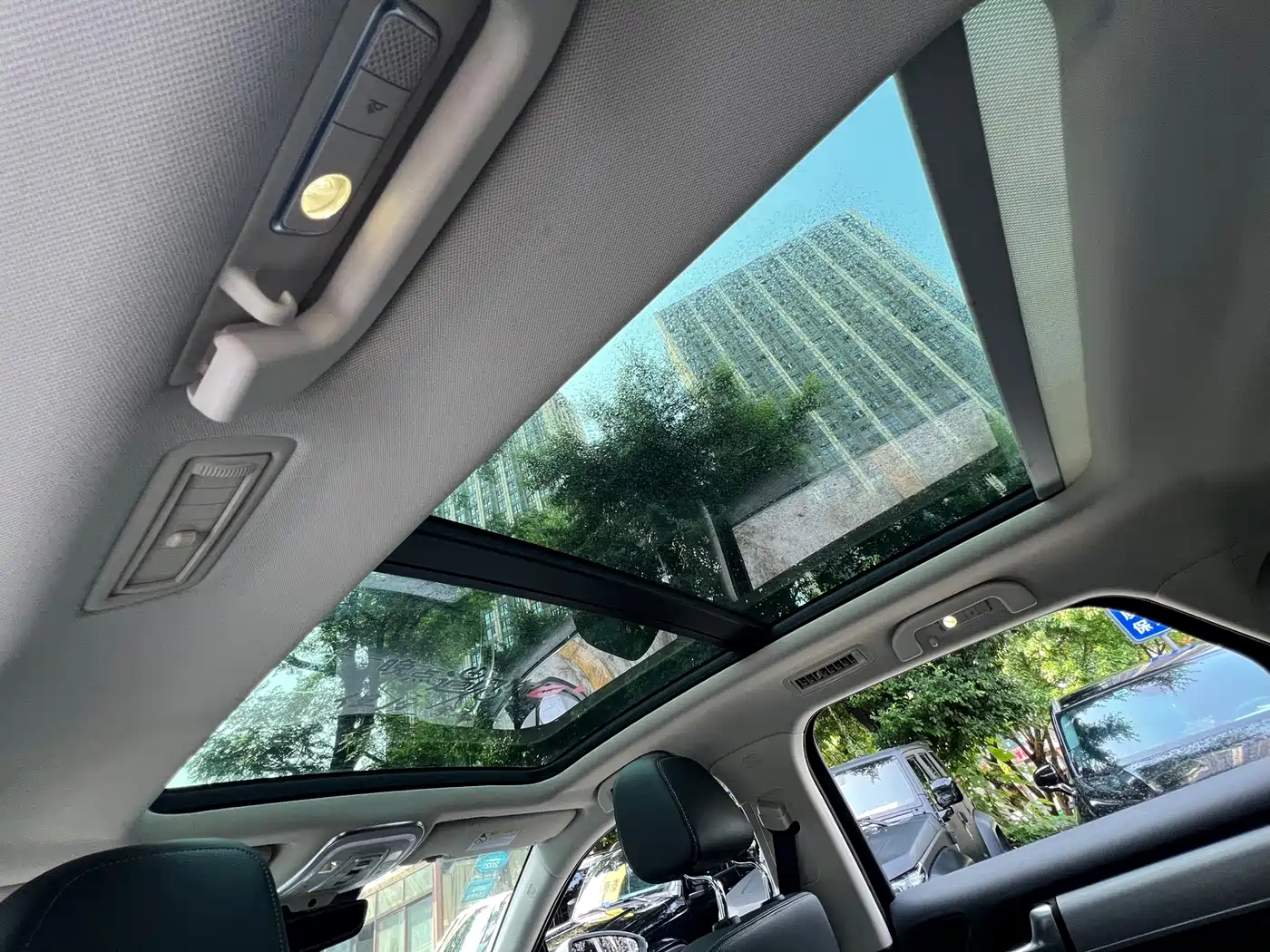 BYD Tang 2018 2.0T Automatic Smart Connection Noble Edition 7-Seater China V фото 20