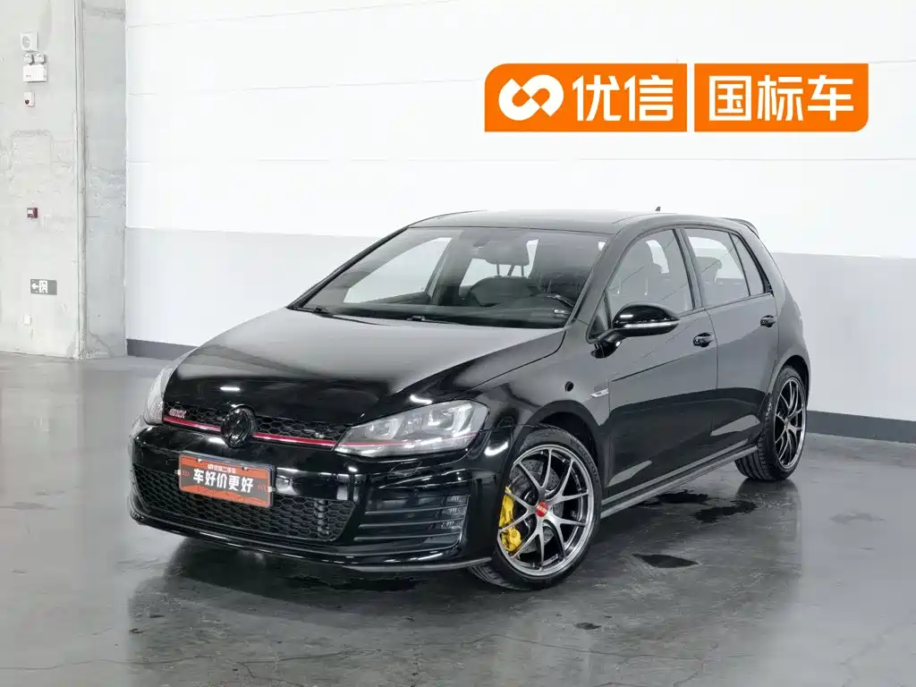 Volkswagen Golf GTI
