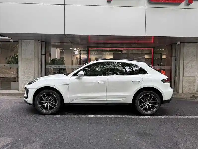 Porsche Macan 2023 Macan 2.0T фото 5