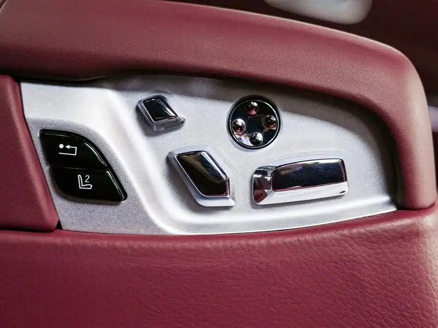 Rolls-Royce Ghost 2018 6.6T Standard Wheelbase фото 21