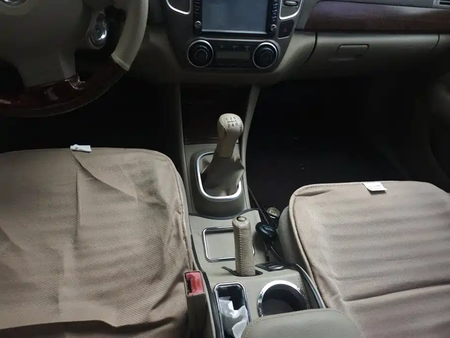Nissan Sylphy 2011 2009 Model 1.6XE Manual Comfort Edition