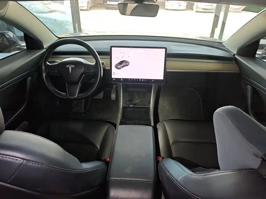 Фото 6 - Tesla Model 3 (Import)