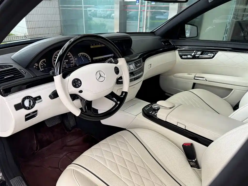Mercedes-Benz S-Class фото 6