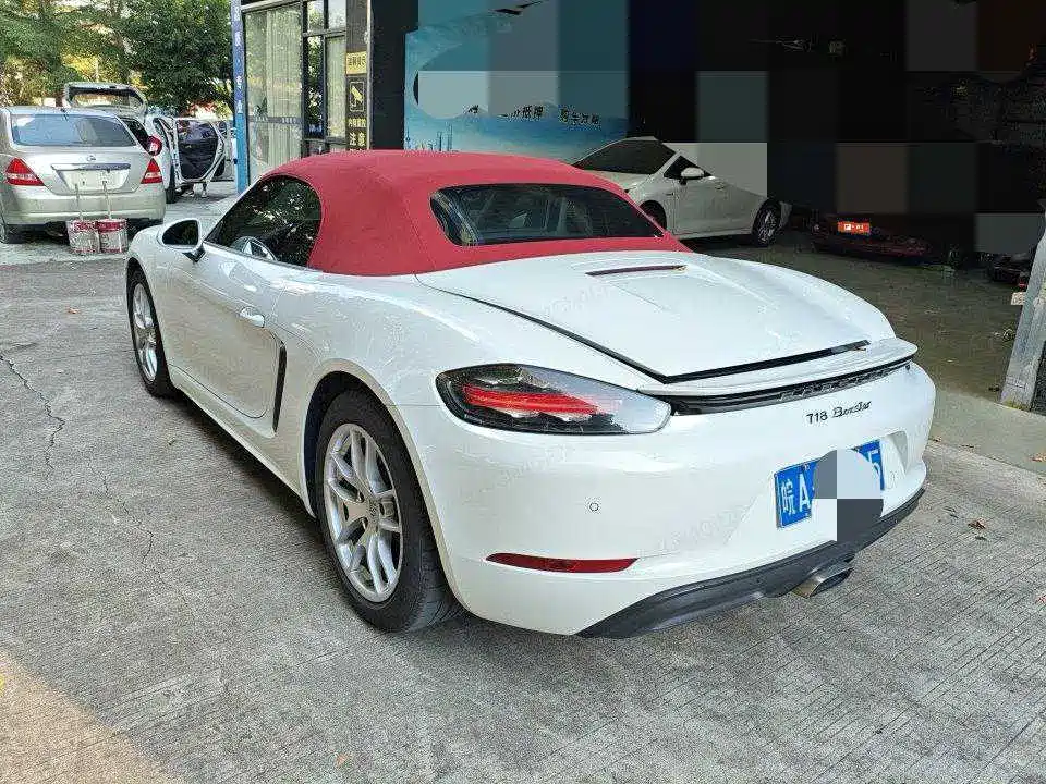 Photo 6 - Porsche 718