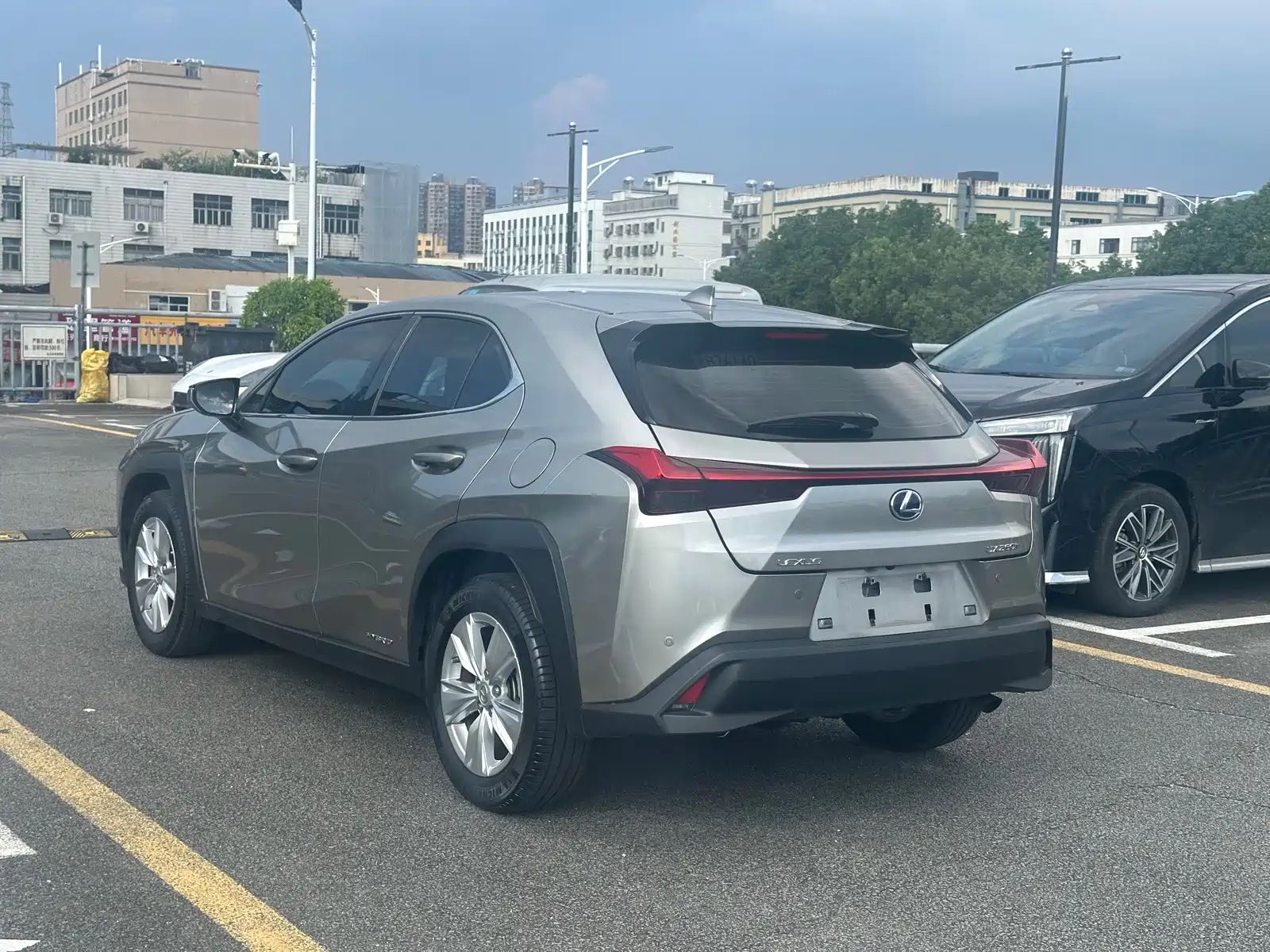 Photo 17 - Lexus UX
