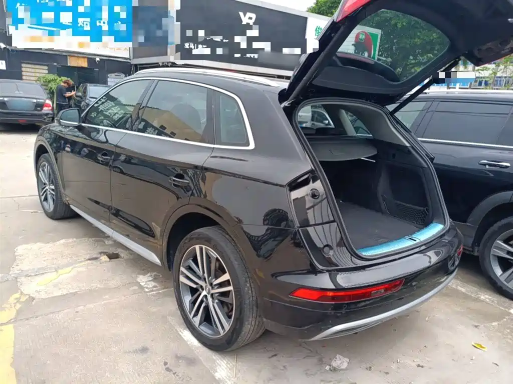 Audi Q5L 2020 40 TFSI Prestige Progressive фото 23