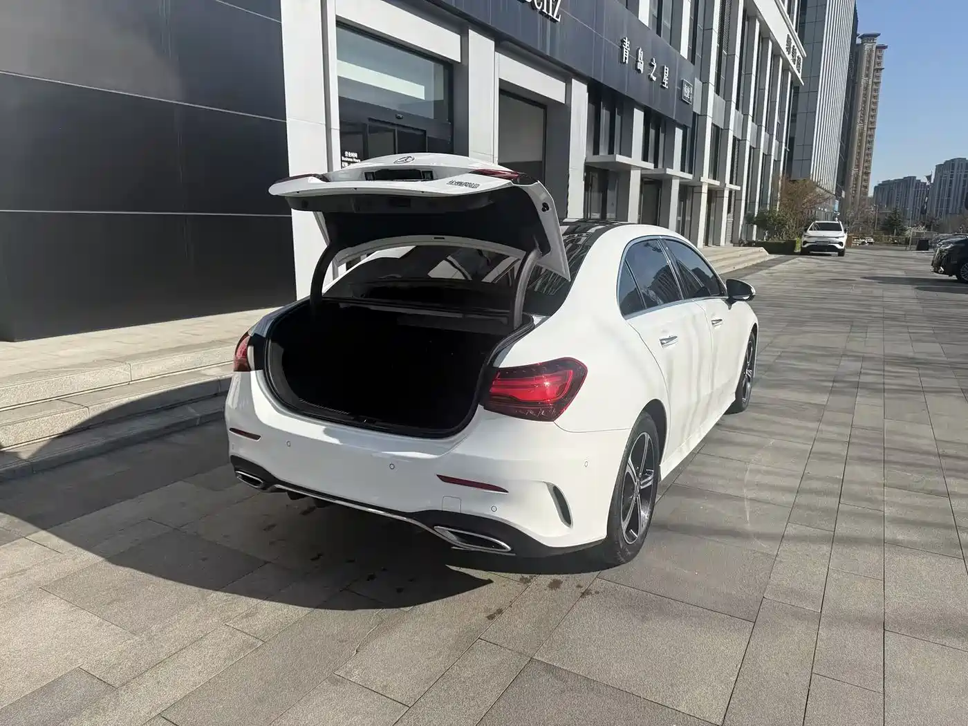 Mercedes-Benz A-Class 2023 A 200 L Fashion фото 10