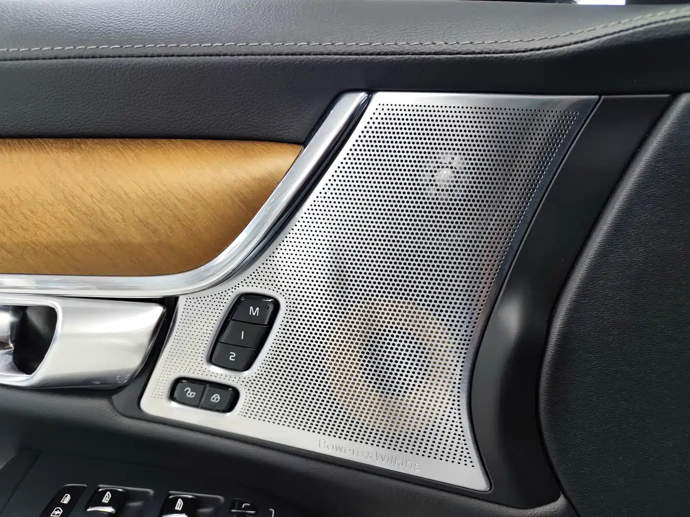 Фото 7 - Volvo S90