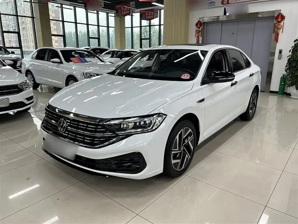 Volkswagen Sagitar 2024 300TSI DSG Surpass Edition