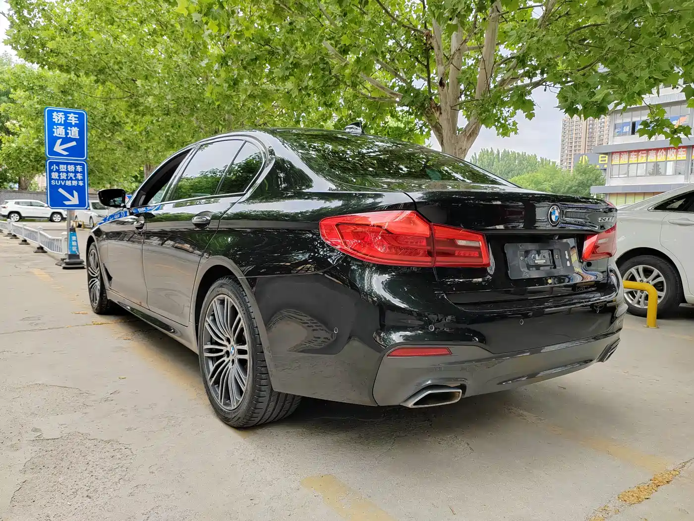 BMW 5 Series 2018 Facelift 530Li Exclusive M Sport Package фото 6
