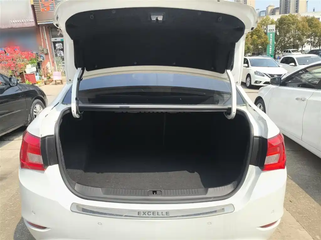 Buick Excelle 2015 15N Automatic Elite фото 15