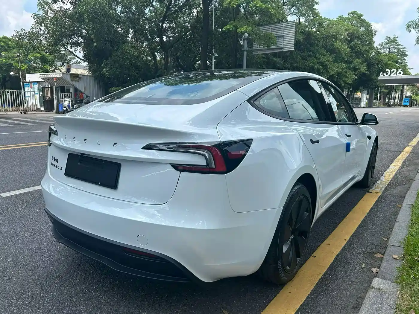 Tesla Model 3 2026 2025 Model Rear-Wheel Drive Edition