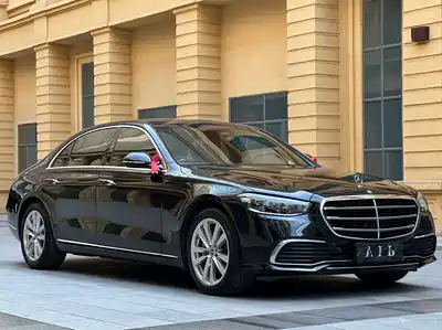Mercedes-Benz S