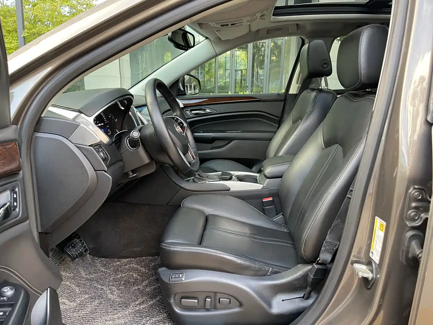 Фото 12 - Cadillac SRX