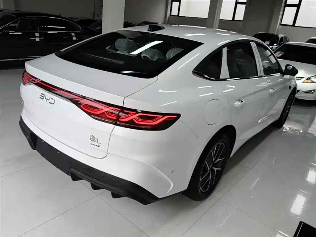 BYD Qin L 2026 Model DM-i Smart Drive Edition 128KM Pioneer фото 7