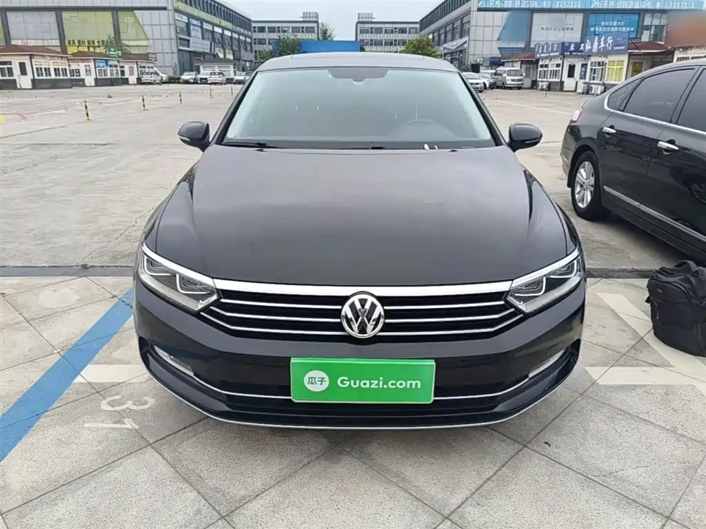 Volkswagen Magotan 2017 380TSI DSG Luxury фото 3