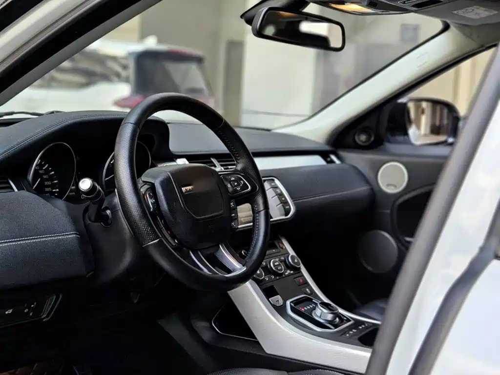 Photo 14 - Land Rover Range Rover Evoque (Import)