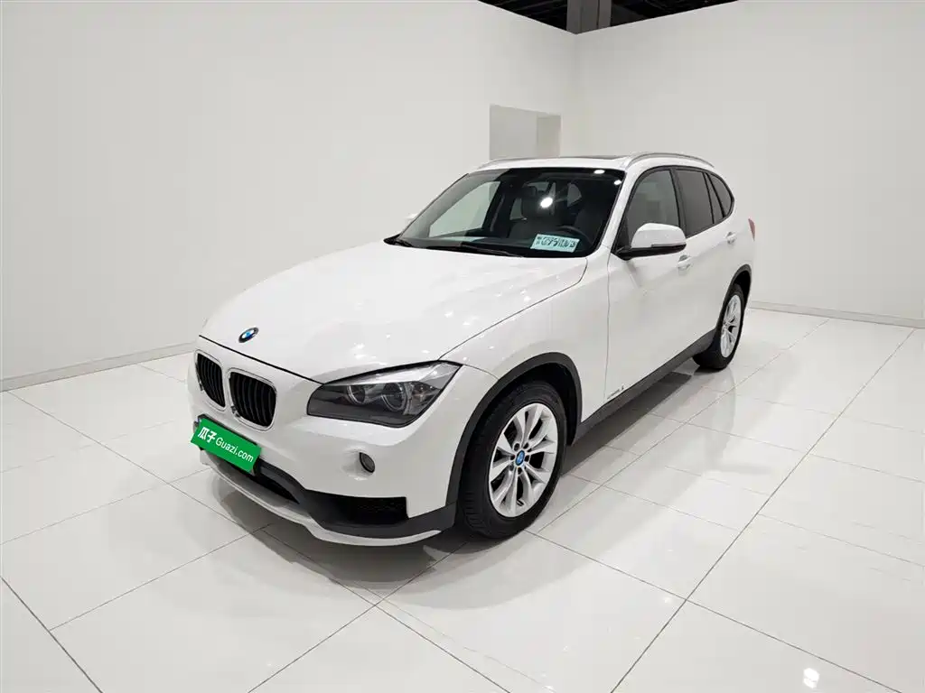 BMW X1 2014 sDrive18i Fashion Edition