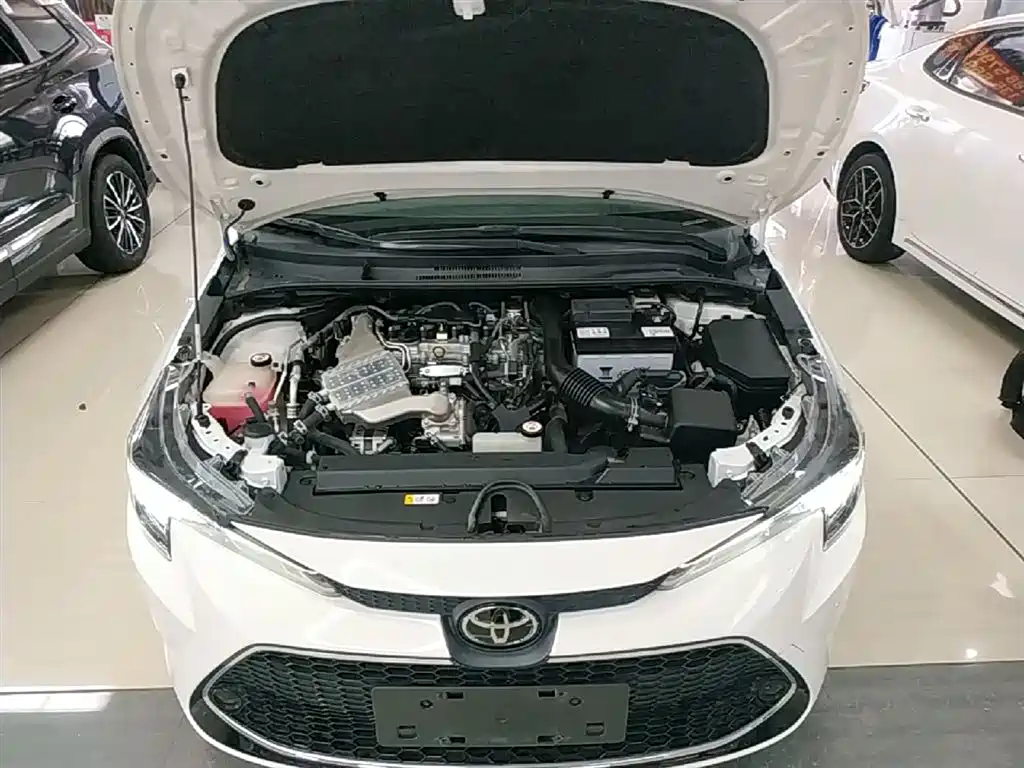 Toyota Levin 2022 185T CVT Luxury Edition фото 20