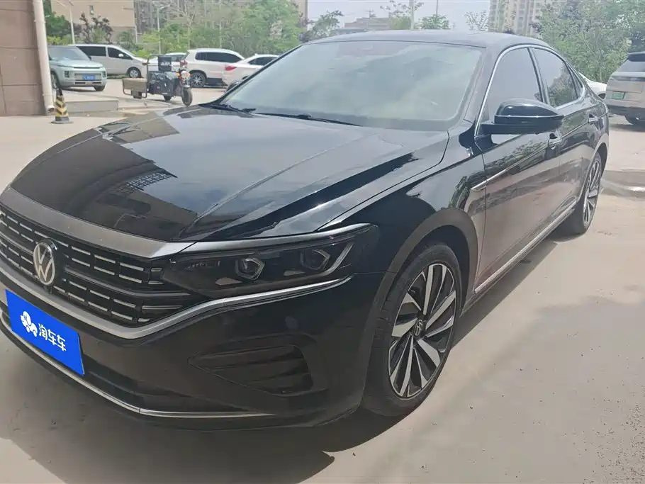 Volkswagen Passat 2023 Facelift 330TSI Luxury Edition