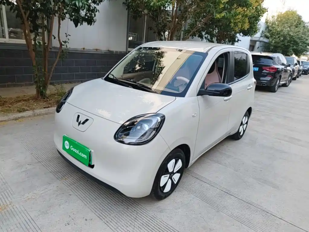 Wuling Motors Hongguang MINIEV 2025 4-Door Advanced