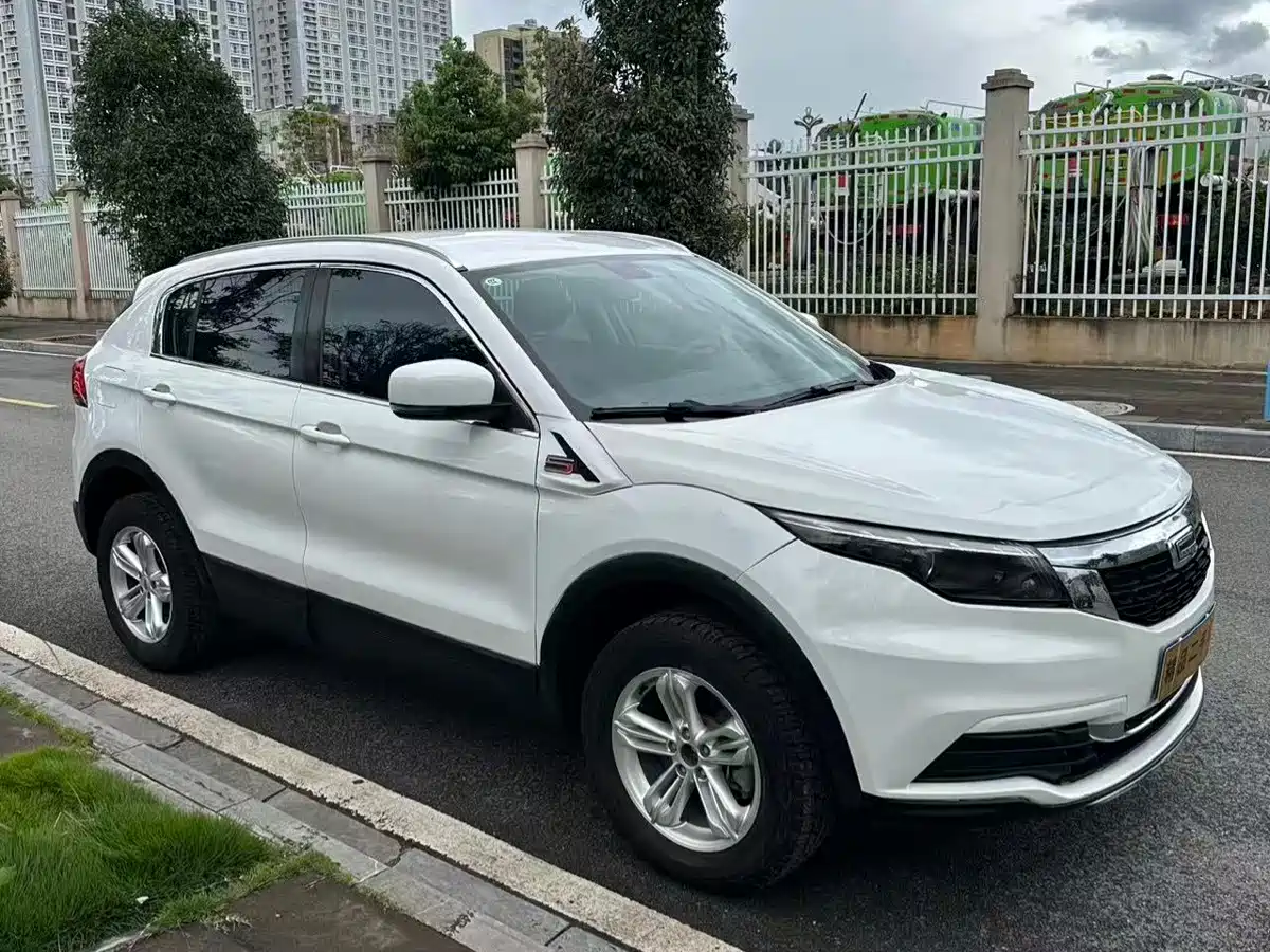 Qoros 5 2019 2018 Facelift 1.6T Automatic Leading